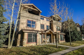 Crossroads Nordic Townhome - Spacious - On Bike Path